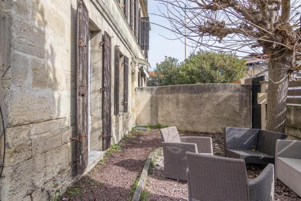 Maison Familiale En Pierre A 10 Min De Bordeaux Bassens  Exteriör bild